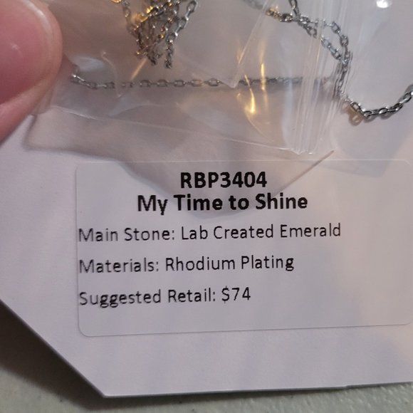 BombParty Necklace - Picture 2 of 2